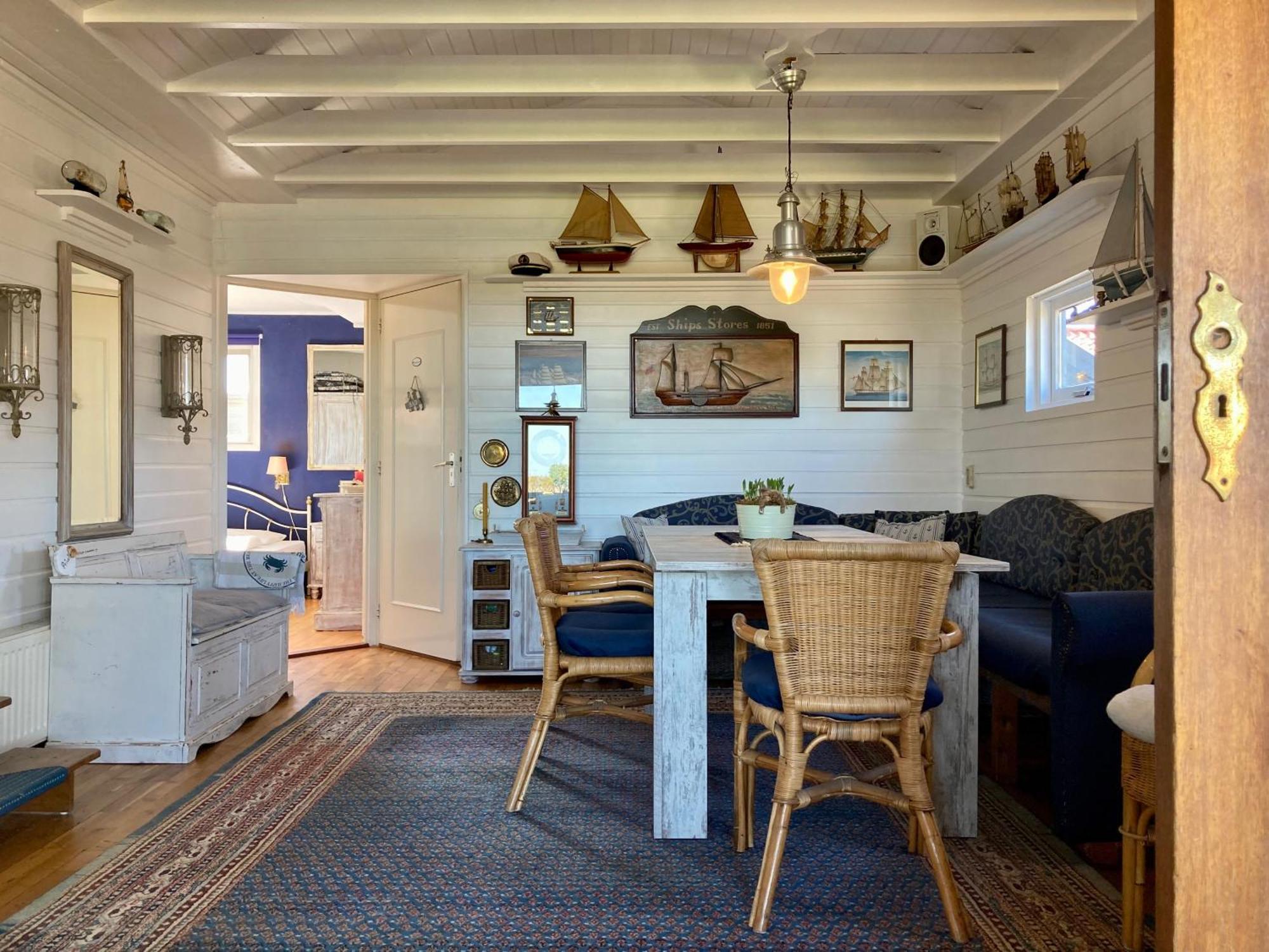 House Marijke With Winter Garden And Direct Access To The Lauwersmeer Anjum Eksteriør bilde